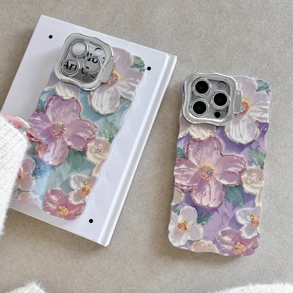 iPhone 15 Pro Max Floral Case Wavy Edges to Grip w/Stand & Embellished NWT NIB - Picture 5 of 6